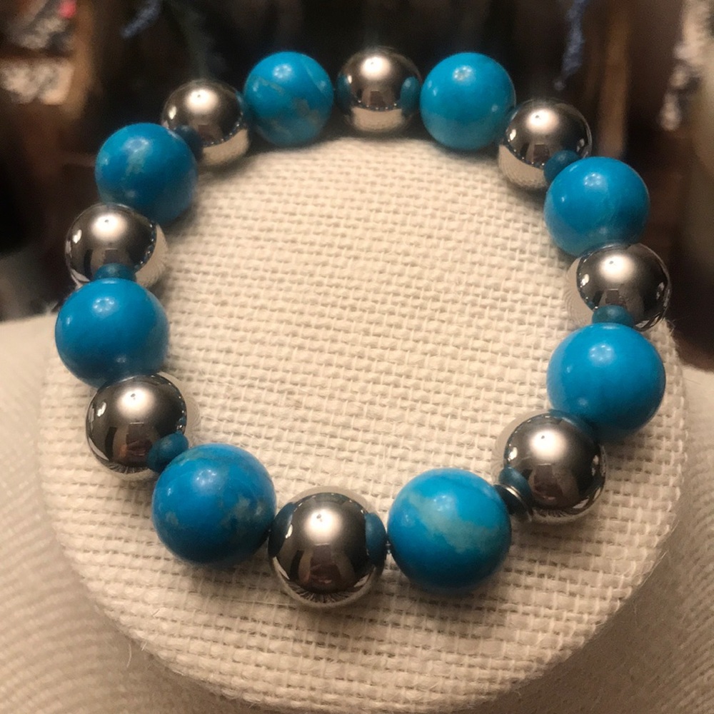 Silver & Turquoise Beaded Bracelet